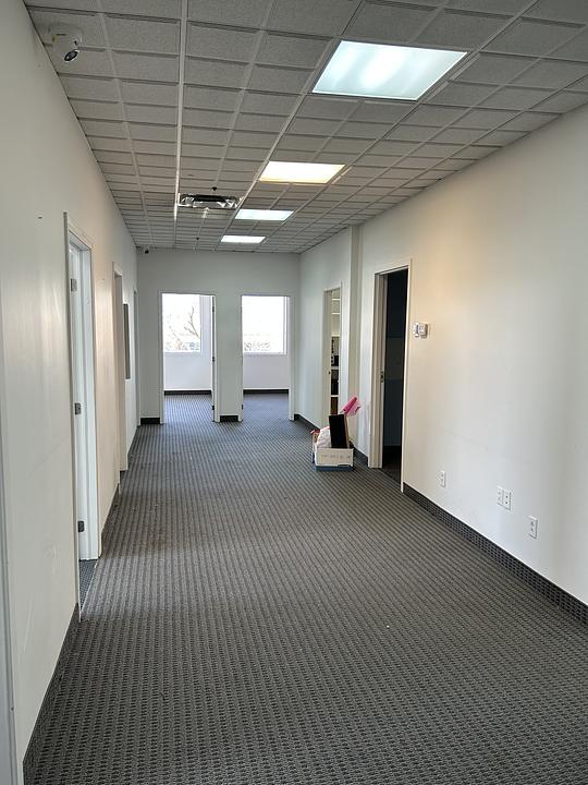 220 - 5796 Rue Ferrier, Mont-Royal, QC