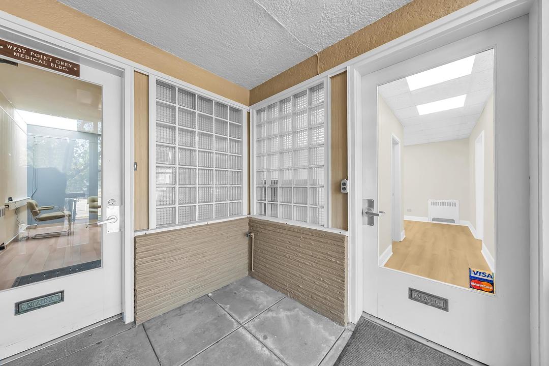 4570 West 10th Avenue, Vancouver, BC