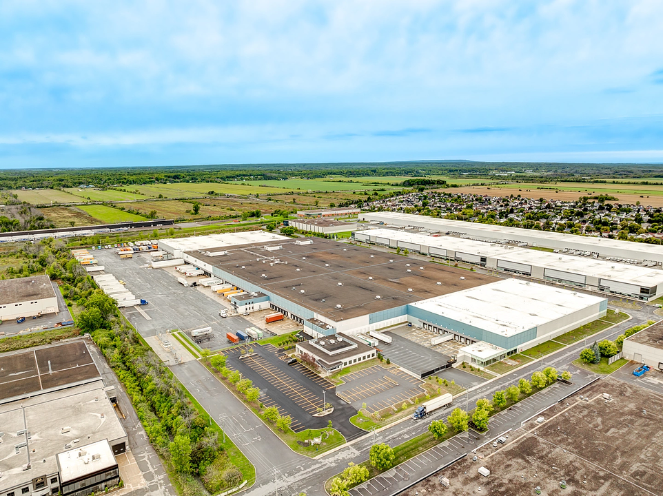 A - 401 Rue Marie-Curie, Vaudreuil-Dorion, QC