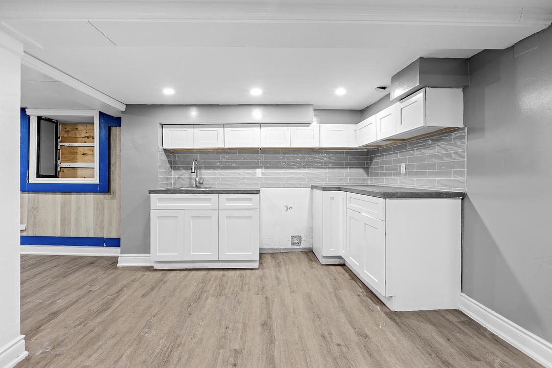 168 O'Connor Street, Ottawa, ON