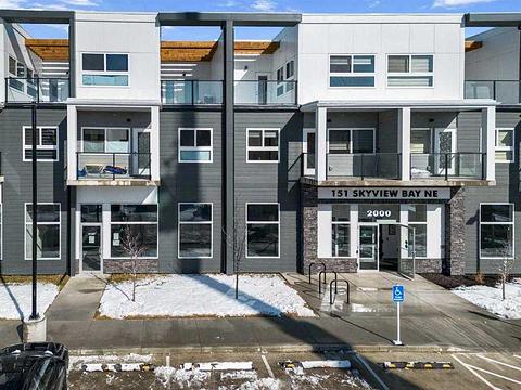 151 Skyview Bay NE, Calgary, AB
