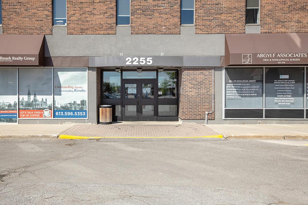 202 - 2255 Carling Ave, Ottawa, ON