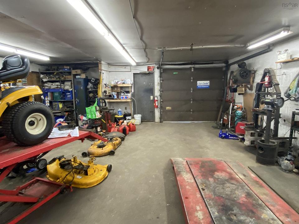 9881 Nova Scotia Trunk 1, Digby, NS
