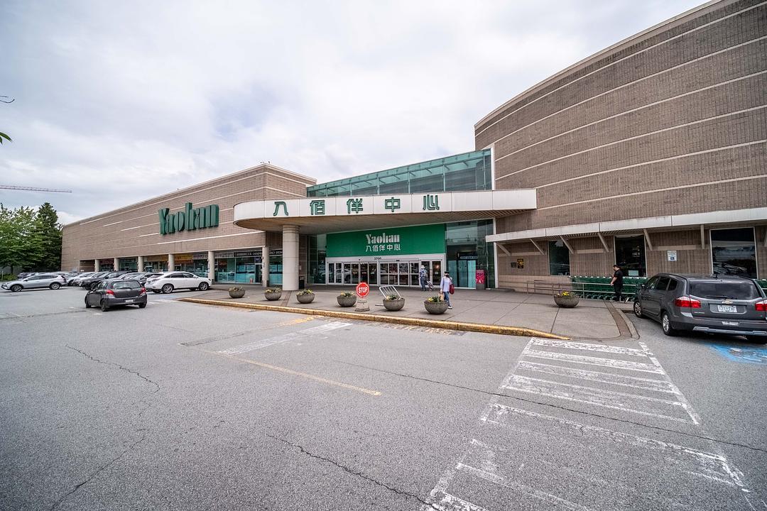 2415 - 3700 No. 3 Road, Richmond, BC