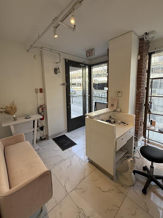 512 Beatty St, Vancouver, BC