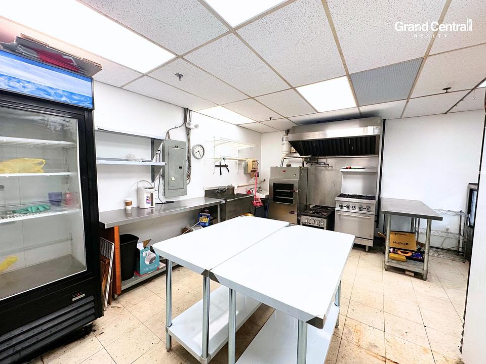 2230 - 1275-8888 Odlin Crescent, Richmond, BC