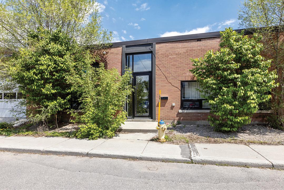 255 Ste-Anne Avenue, Ottawa, ON