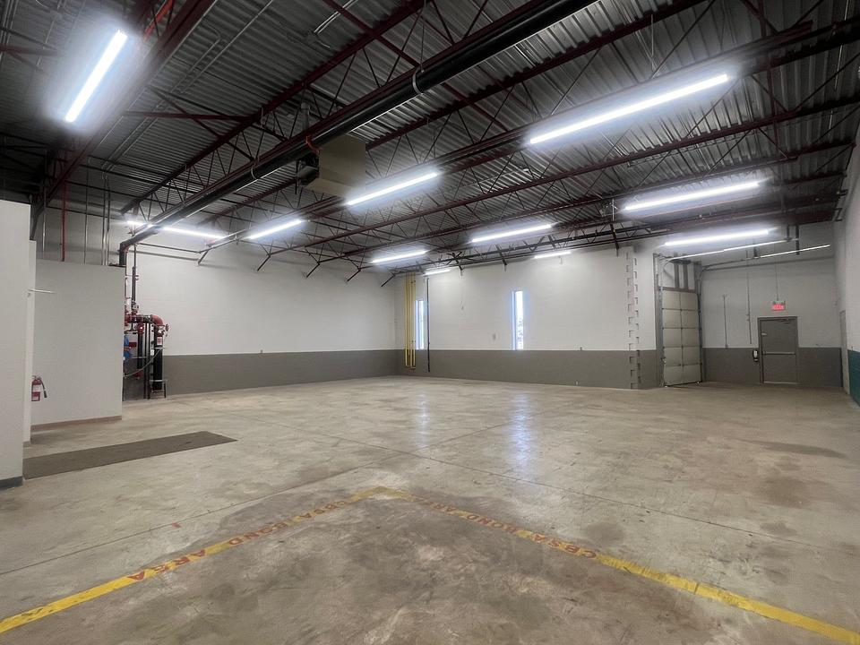 105 - 5353 John Lucas Drive, Burlington, ON