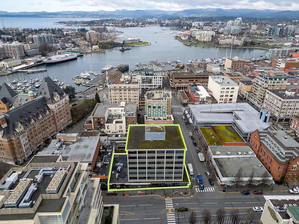 880 Douglas Street, Victoria, BC