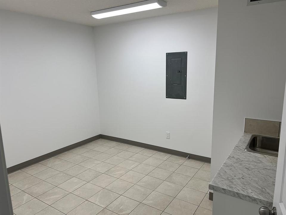 105 - 10071 120 Avenue, Grande Prairie, AB