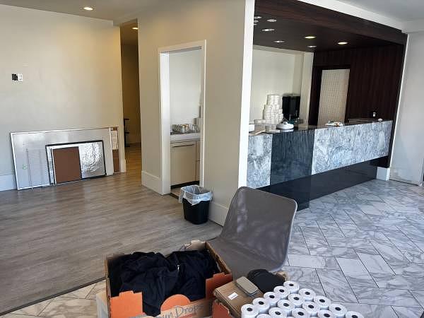 1710 West 4th Avenue, Vancouver, BC