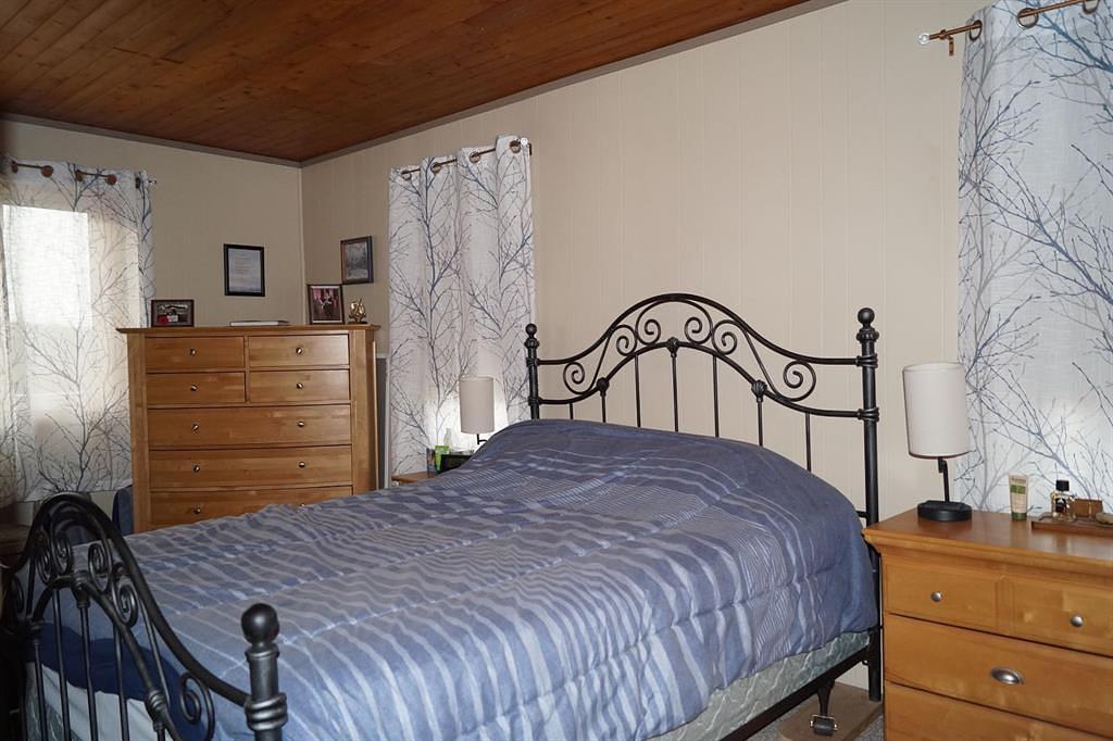 Township Road 323a, Mountain View County, AB