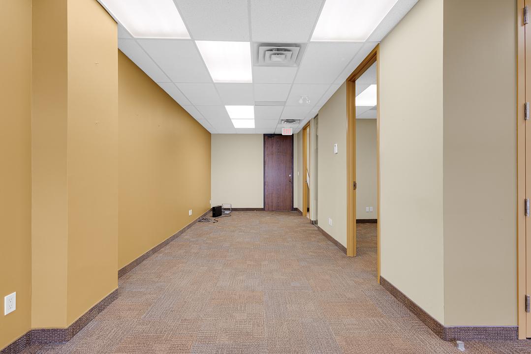209-210 - 710 Dorval Drive, Oakville, ON