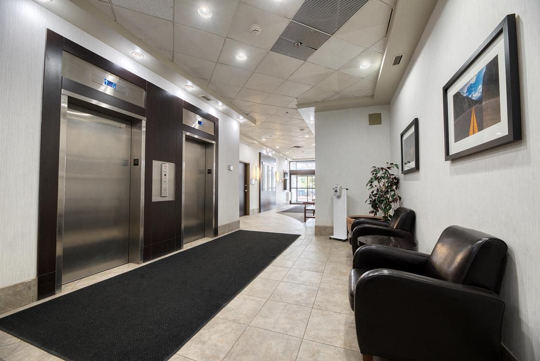 104 - 4600 Crowchild Trail Northwest, Calgary, AB