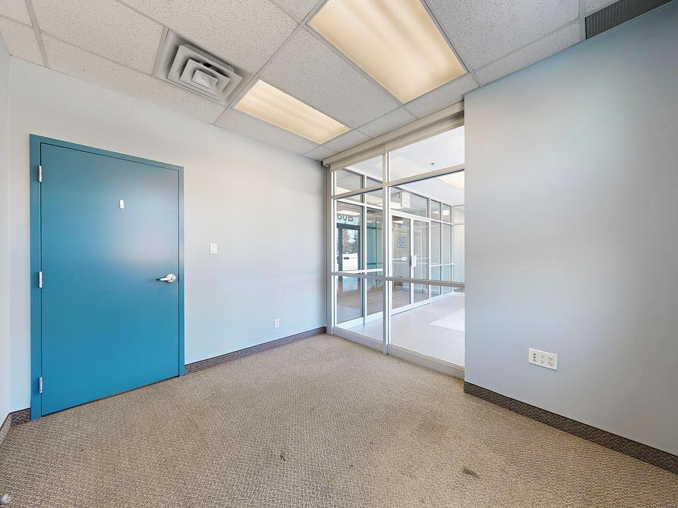 B - 1060 B Lorimar Drive, Mississauga, ON