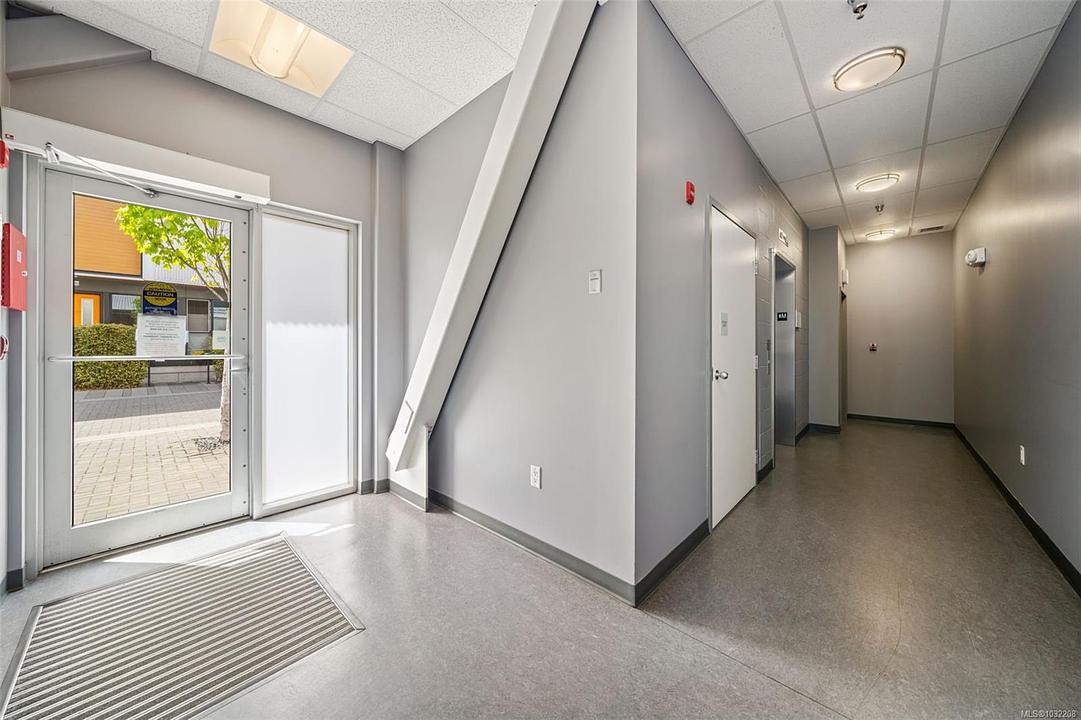 300-305 - 388 Harbour Road, Victoria, BC
