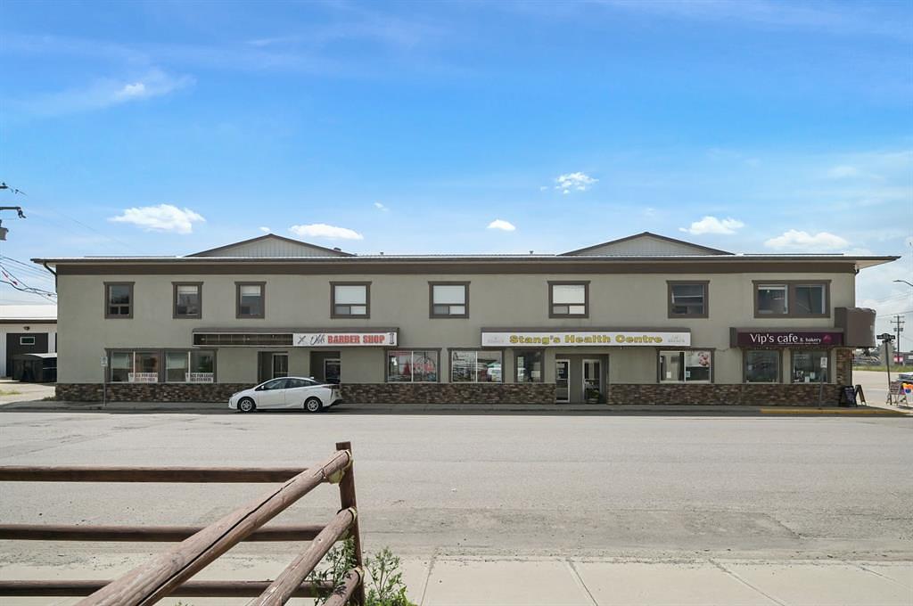49 Avenue, Olds, AB