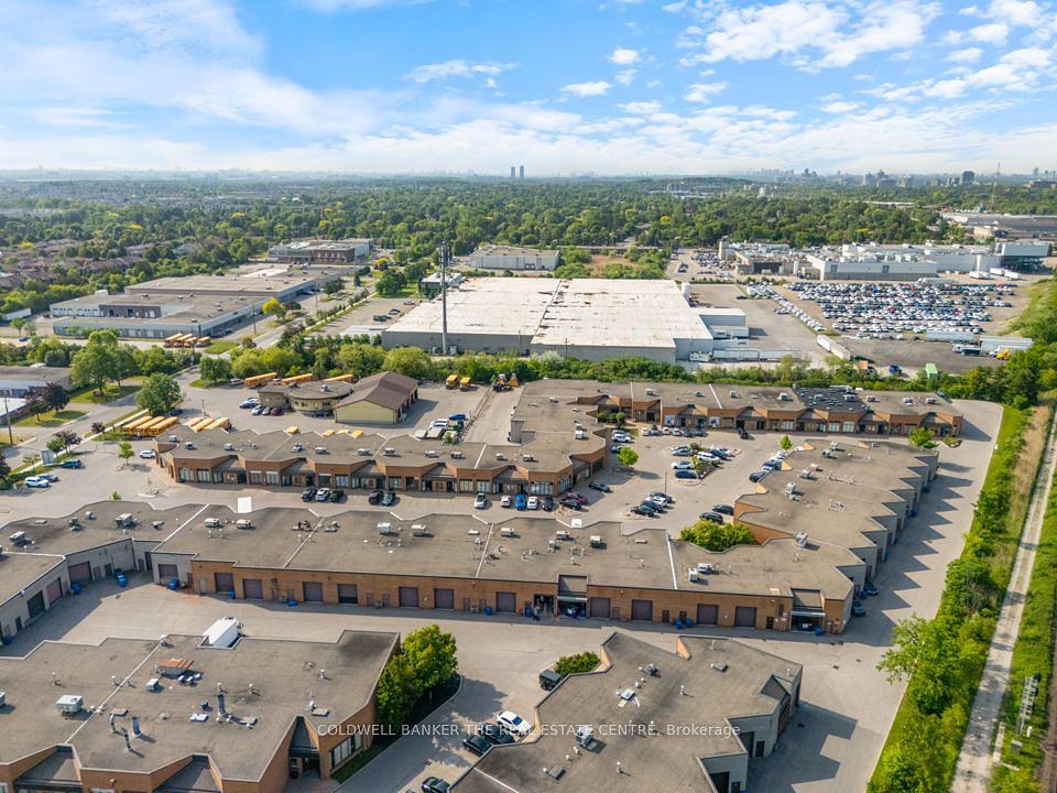 49 & 50 - 588 Edward Avenue, Richmond Hill, ON