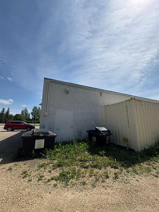 5702 2A Highway, Ponoka, AB