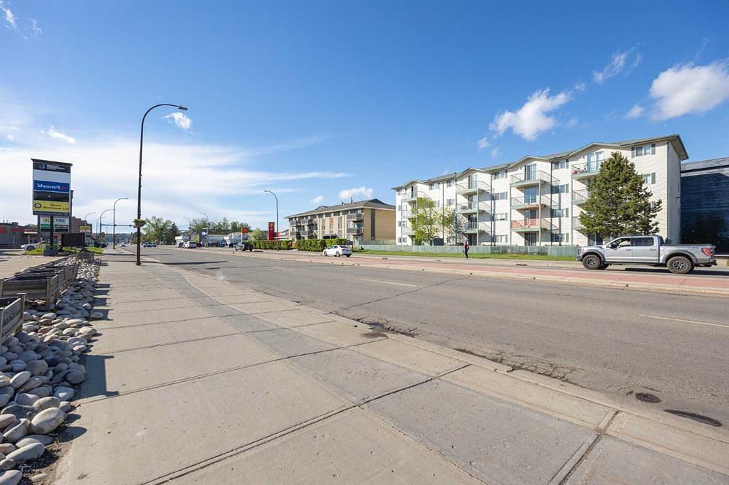 120 - 9401 Franklin Avenue, Fort McMurray, AB
