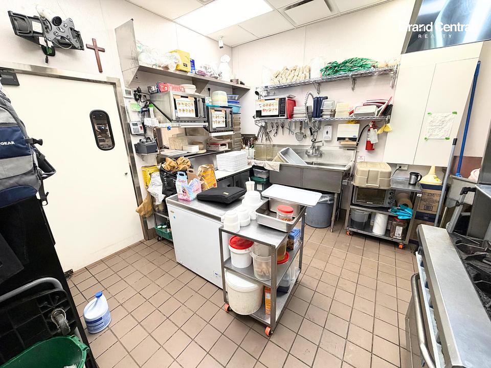 21A - 200 Burrard Street, Vancouver, BC