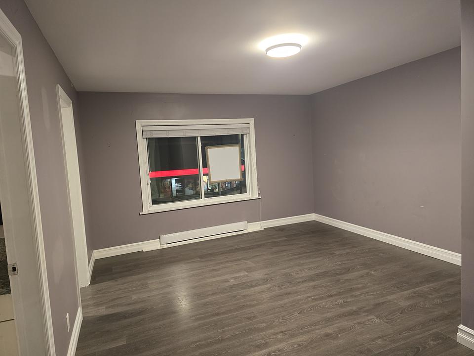22504 Lougheed Highway, Maple Ridge, BC