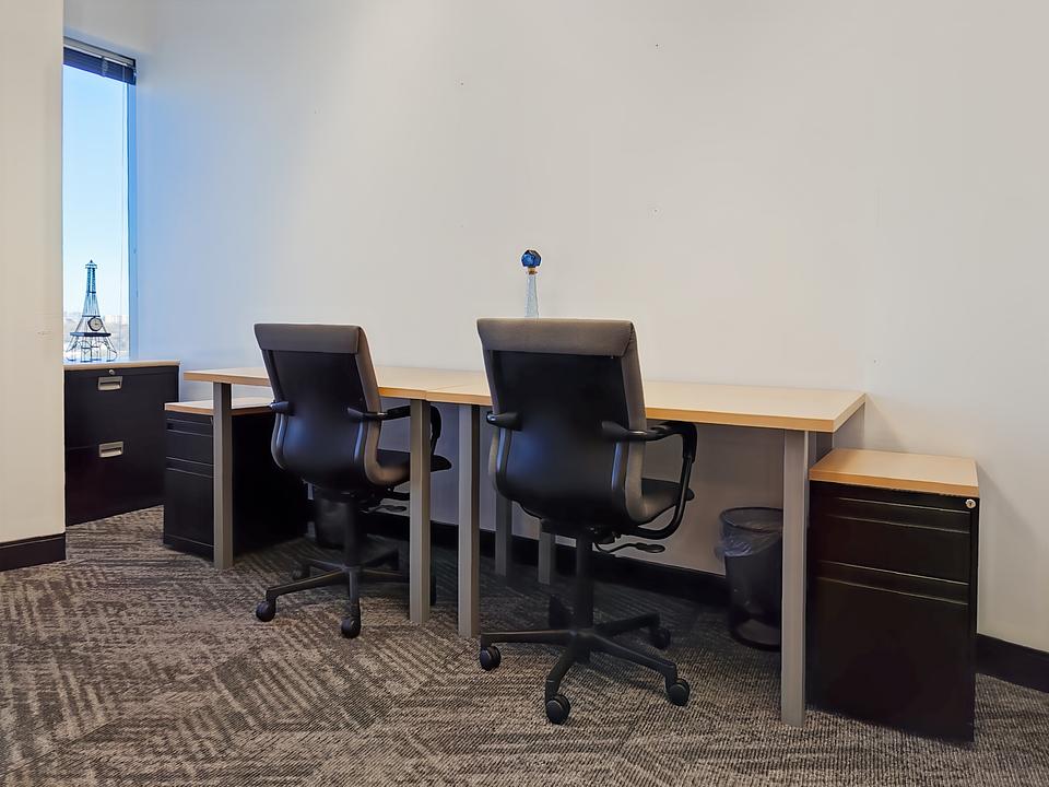 2425 Matheson Boulevard East, Mississauga, ON
