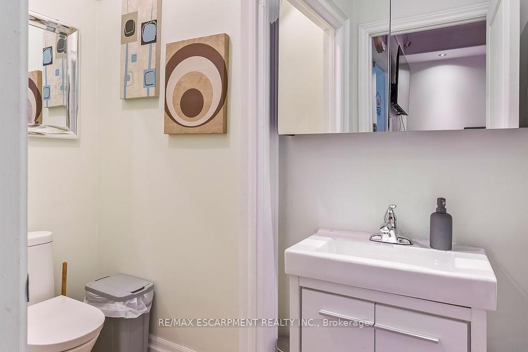 13 - 2400 Wyecroft Road, Oakville, ON