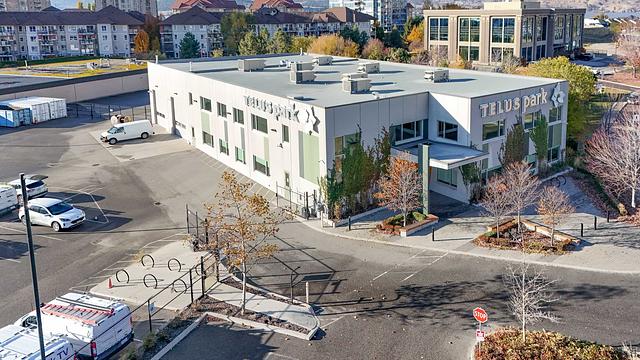 1090 Manhattan Drive, Kelowna, BC