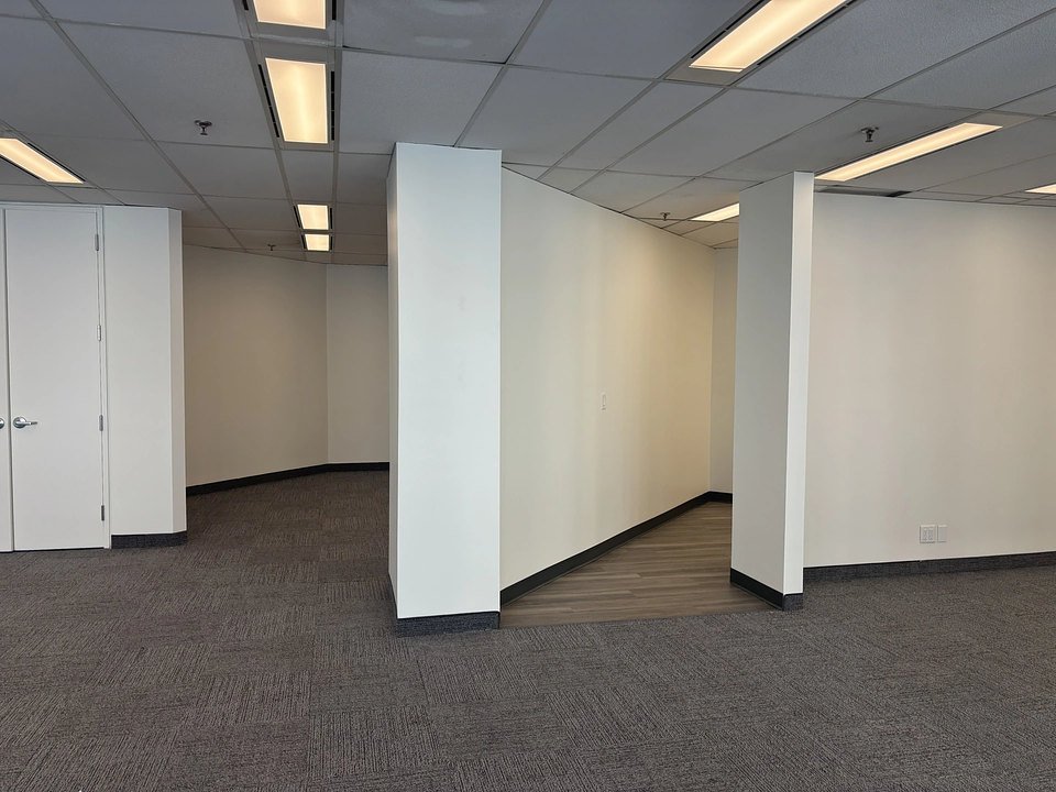 507 - 330 Bay Street, Toronto, ON