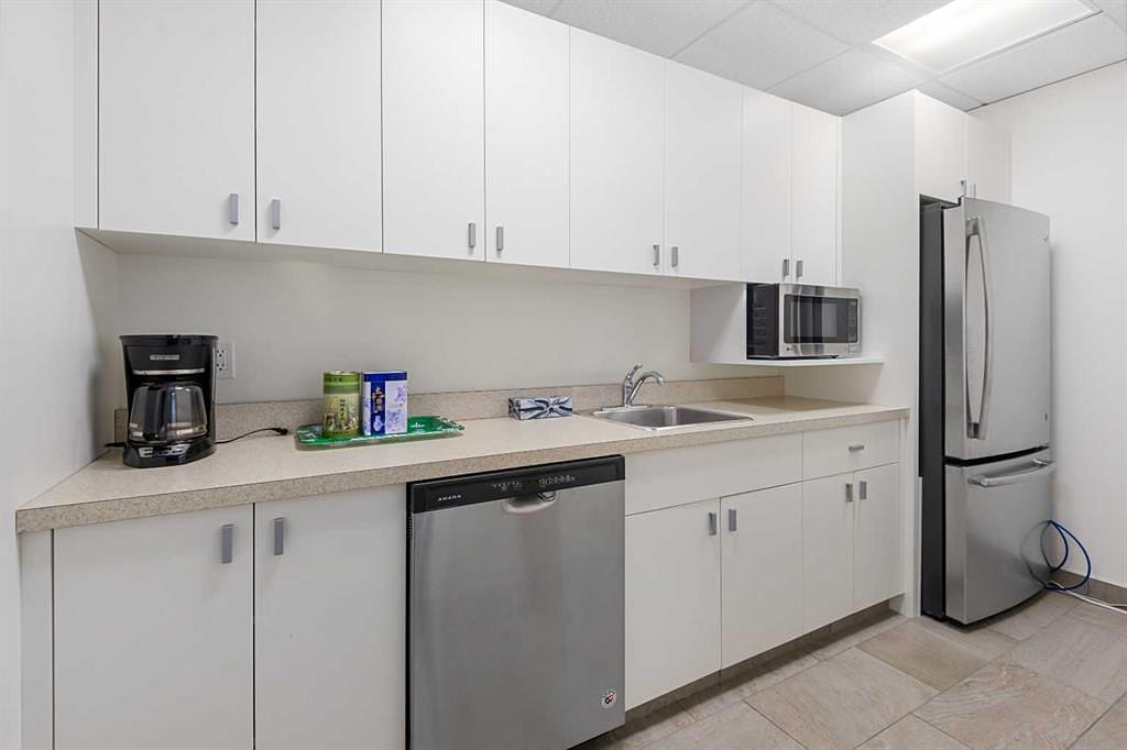 610 - 634 6 Avenue Southwest, Calgary, AB