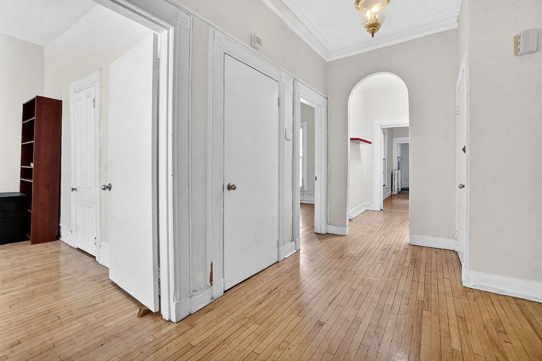 1 - 342 Rue Sherbrooke Est, Montréal, QC