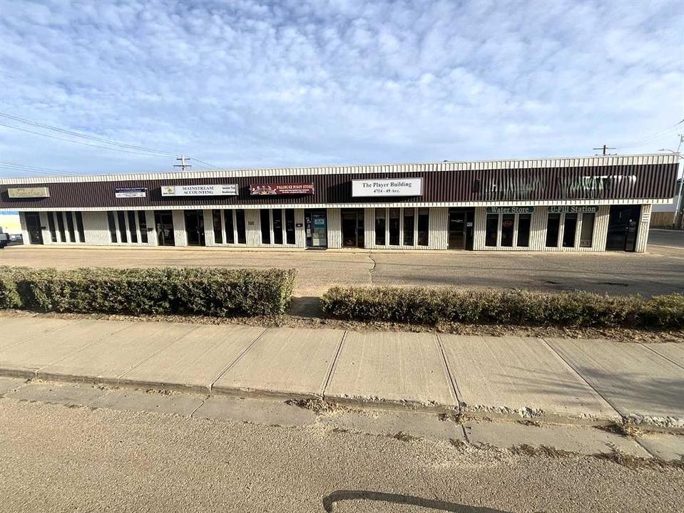 4704 49 Avenue, Camrose, AB