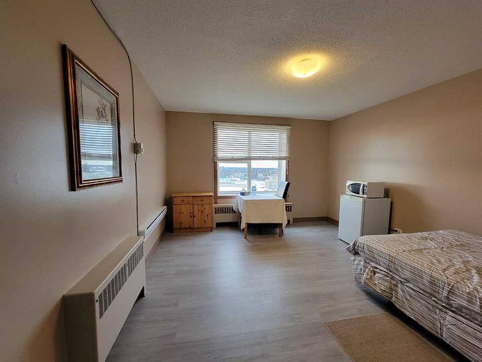 4939 50 Street, Rocky Mountain House, AB