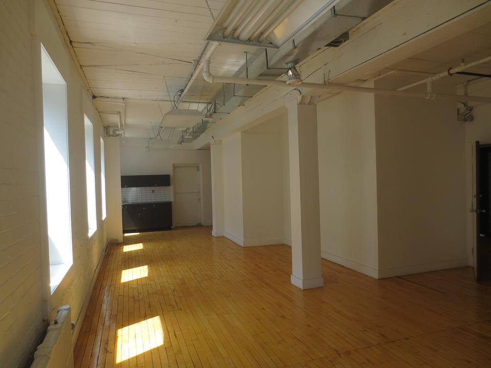 201 - 372 Richmond Street West, Toronto, ON