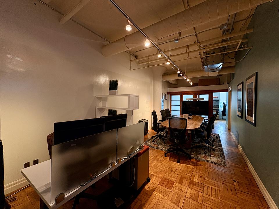 403 - 119 Spadina Avenue, Toronto, ON