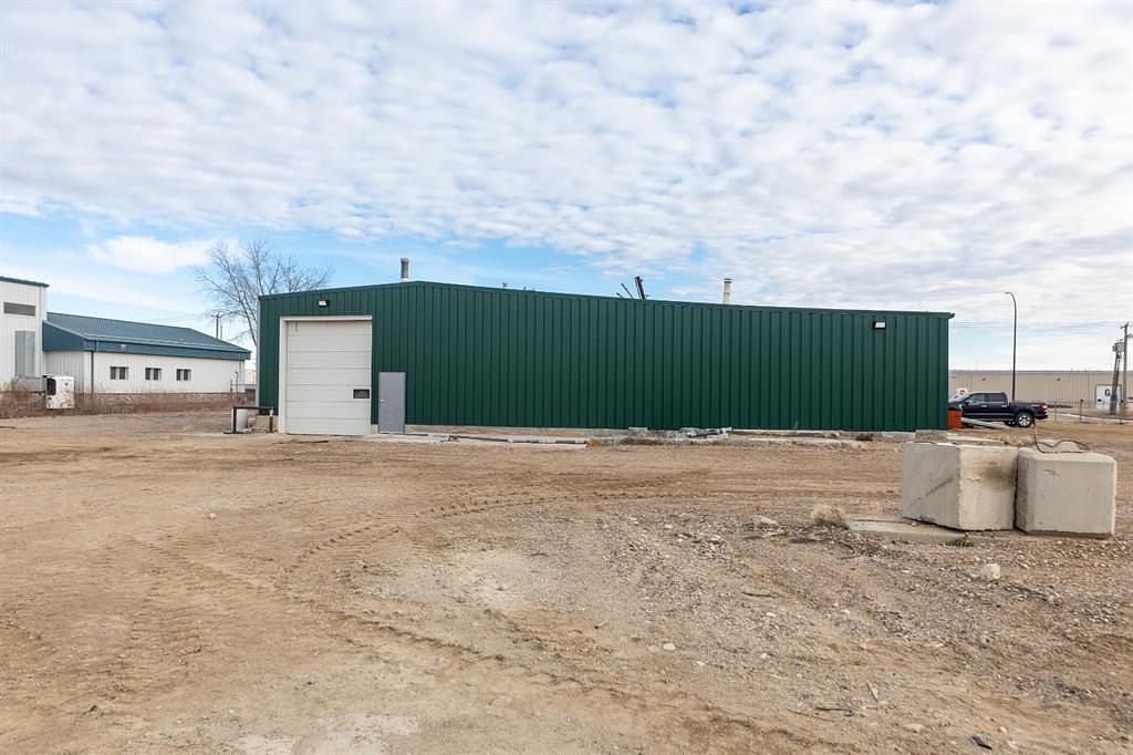 5520 59 Avenue, Lloydminster, AB