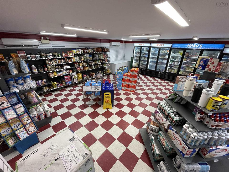 15 Pere Goirrior Avenue, Chéticamp, NS
