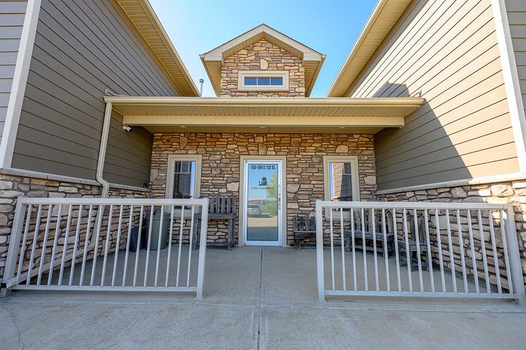 102 - 15612 102 Street, Grande Prairie, AB