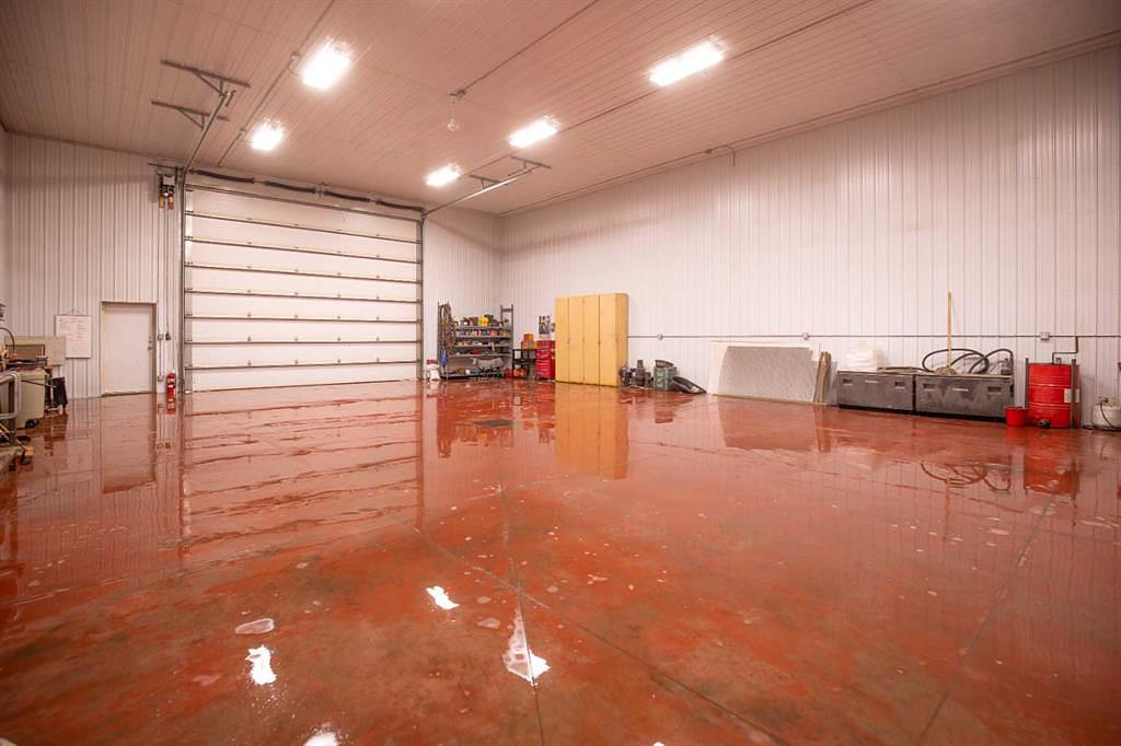 Township Road 400, Lacombe County, AB
