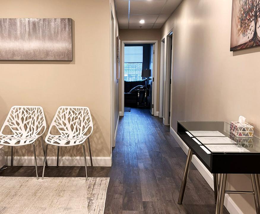 3608 Boulevard Saint-Charles, Kirkland, QC