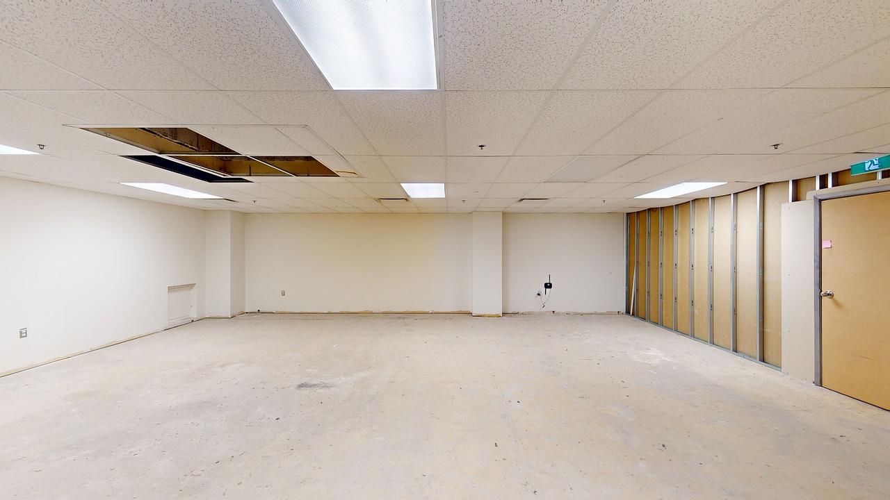 136 - 320 Queen Street, Ottawa, ON