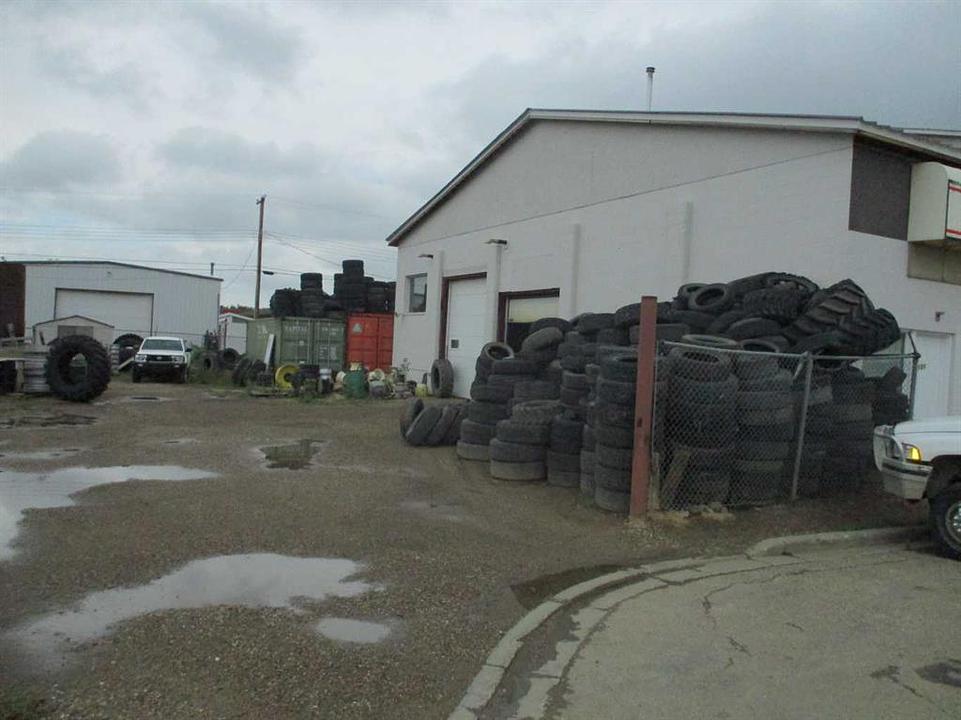 404 1 Street Southwest, Manning, AB