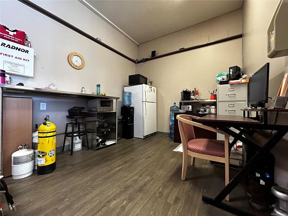 487 Burnside Road East, Victoria, BC
