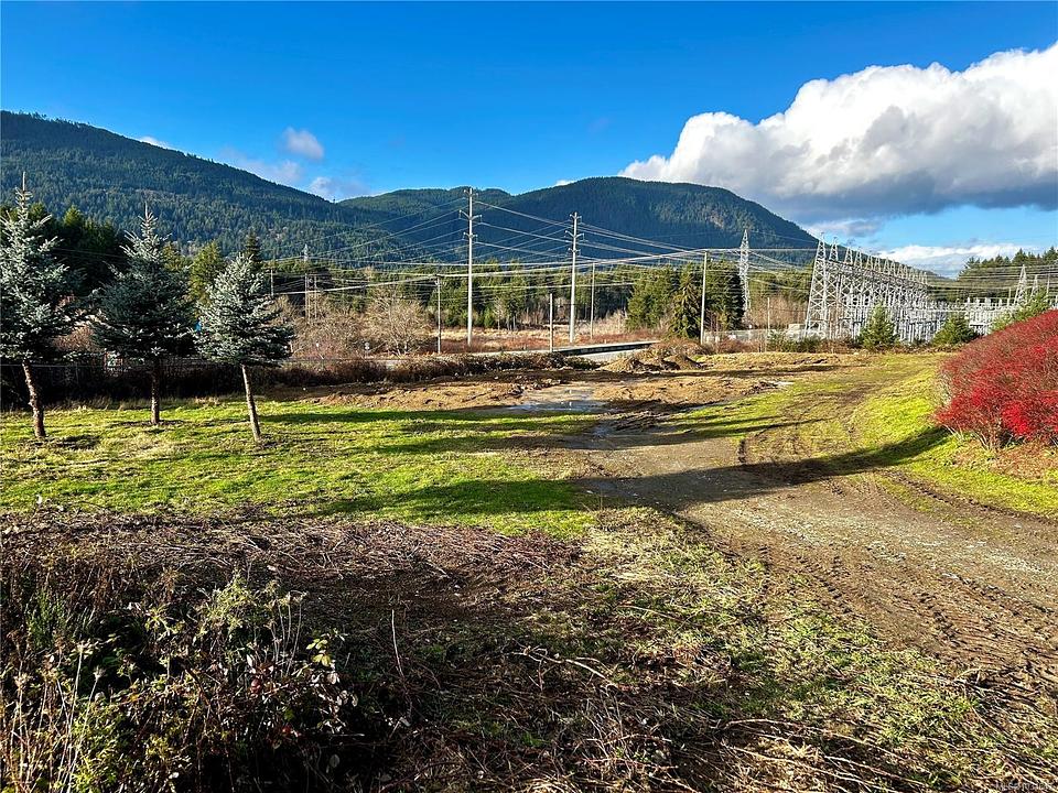 7030 Bell McKinnon Road, Duncan, BC