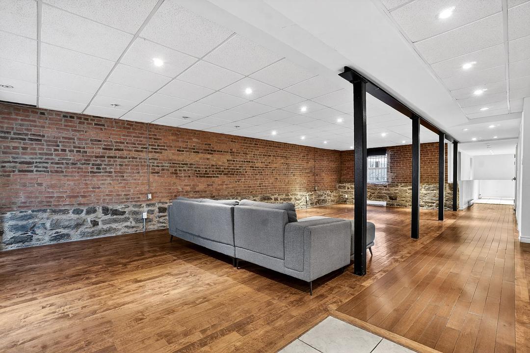 1 - 342 Rue Sherbrooke Est, Montréal, QC