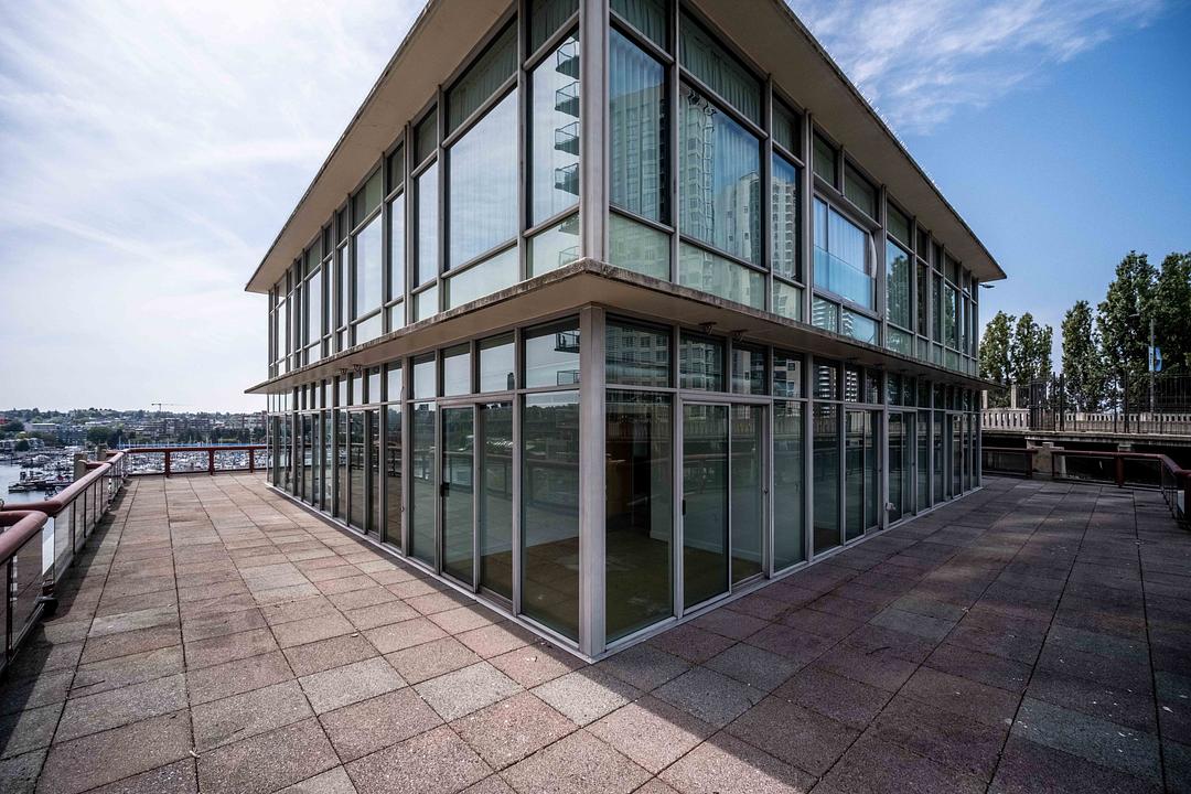 701 - 1006 Beach Avenue, Vancouver, BC