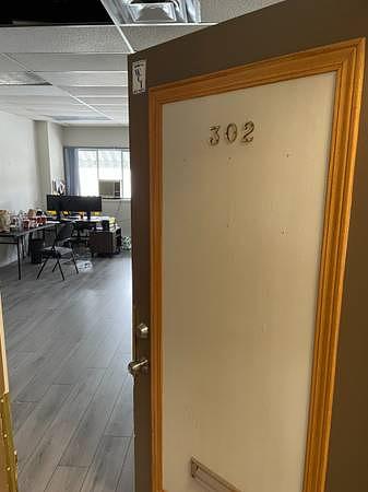 302 - 22359 Lougheed Highway, Maple Ridge, BC
