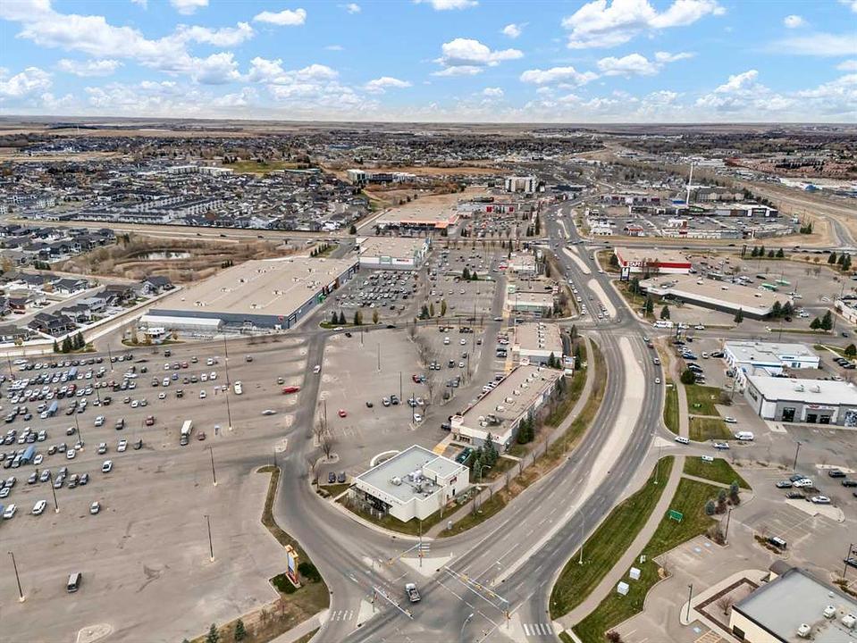 3010 Strachan Road Southeast, Medicine Hat, AB