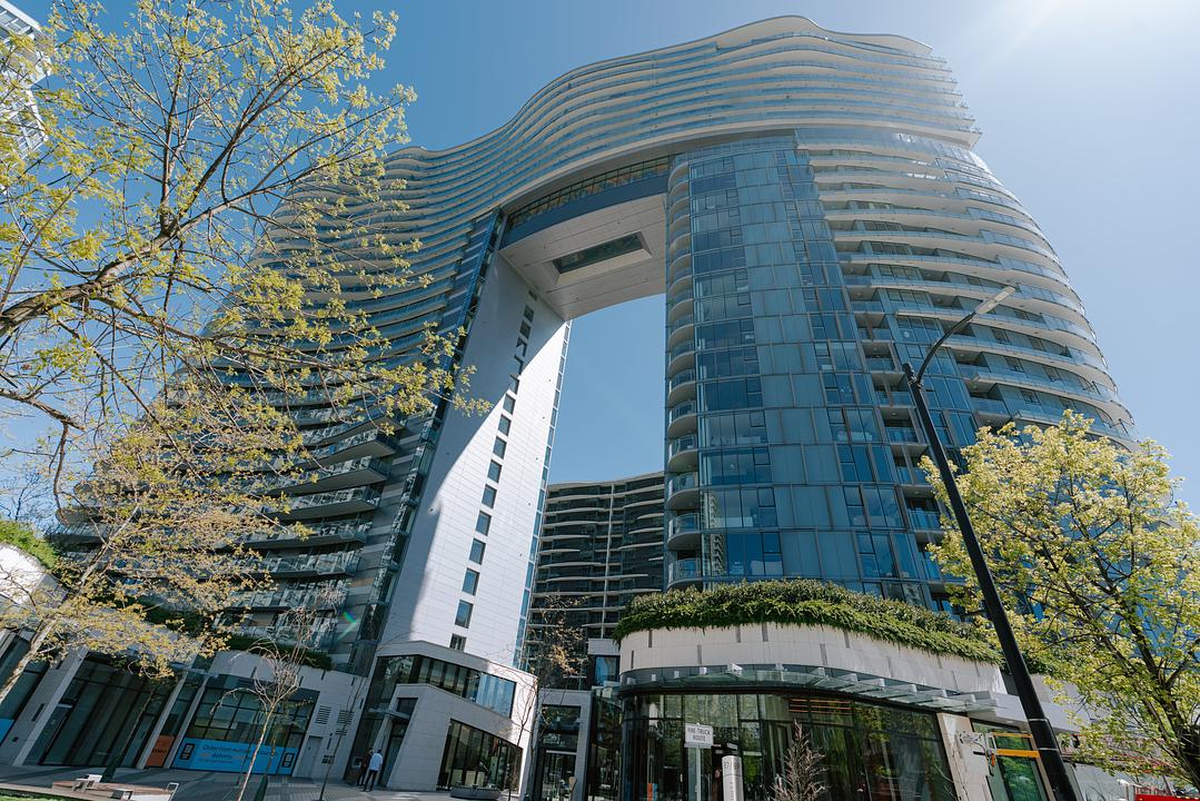 CRU5 - 988 Expo Boulevard, Vancouver, BC